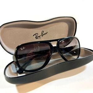 Ray-Ban Aviator Black Sunglasses Price $95 New